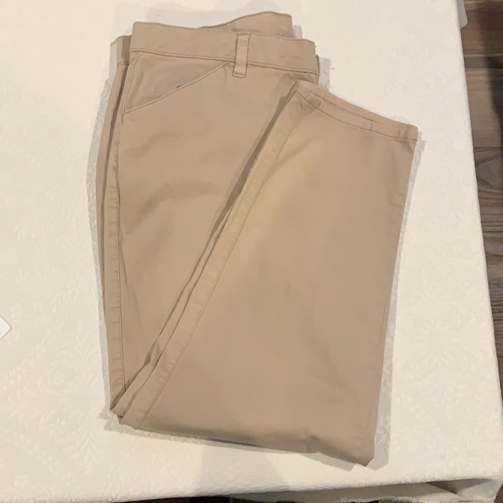 ⚡️Capri Womans Pants Brown Size 14W⚡️